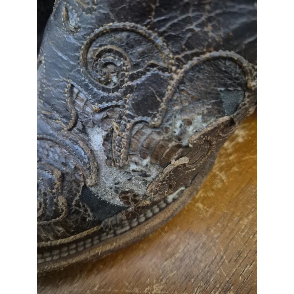 Corral  Chocolate Snake Inlay Brown Square Toe Boot Model A2404 Woman’s 7.5M